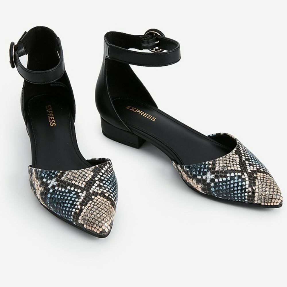 🆕️ Snake Print Ankle Strap Heeled Low Flats